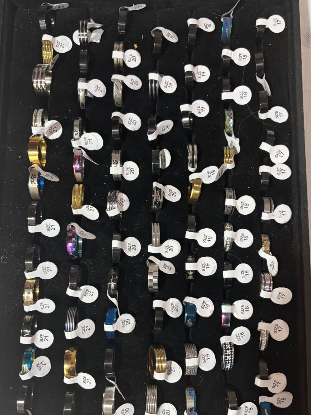 26 stainless steel rings, various sizes